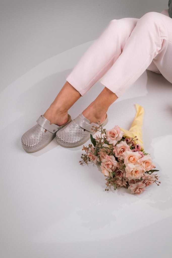Clogs